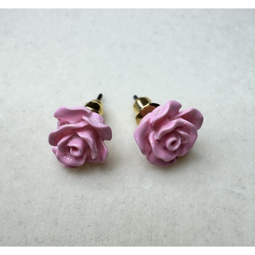 New Pink Carved Rose Flower Dainty Elegant Stud Earrings Gold Backing